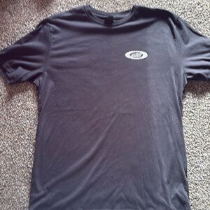 Large Men’s Oakley Tee